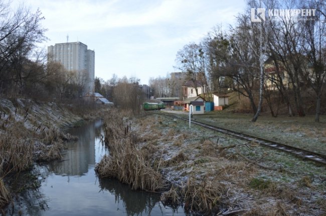 Залізниця протяжністю 1.5 км