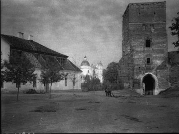 Луцький замок без частини муру. РЕТРОФОТО 