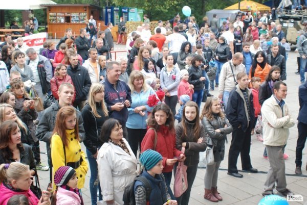 У Луцьку з'їли тисячу порцій вареників. ФОТО
