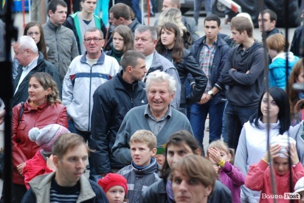 У Луцьку з'їли тисячу порцій вареників. ФОТО