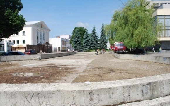 Мільйони невиконаних обіцянок та відкати: як господарював у Луцьку Богдан Шиба