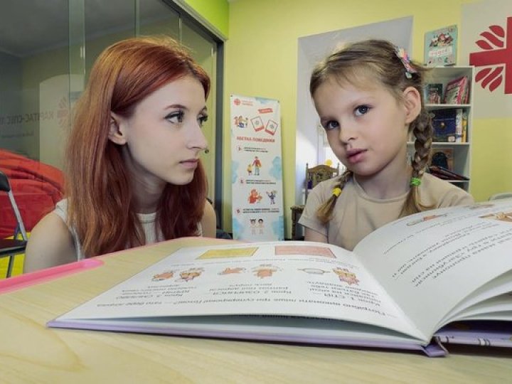 Навчається на психолога, працює і волонтерить: історія 18-річної студентки