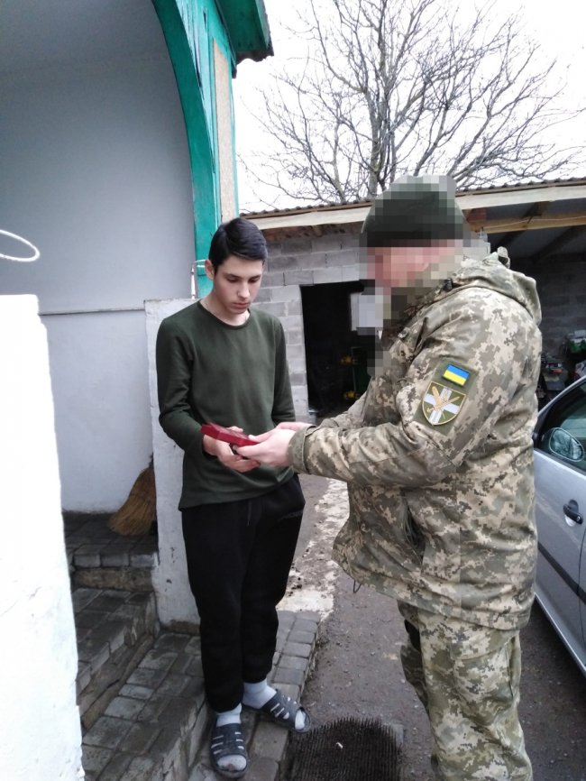 Рідні загиблих на війні Героїв з Волині отримали нагороди