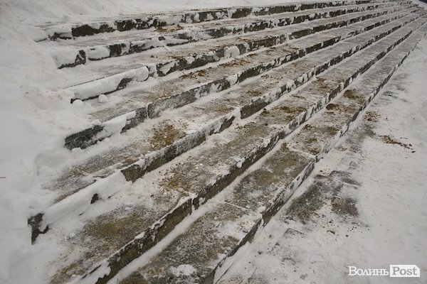 Луцьк засипає снігом. ФОТО