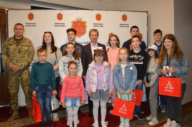 У Ковелі дітям загиблих Героїв вручили подарунки. ФОТО