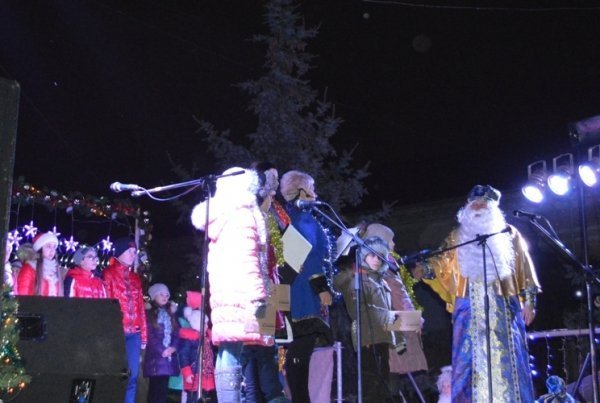 У Ковелі засвітили головну ялинку міста