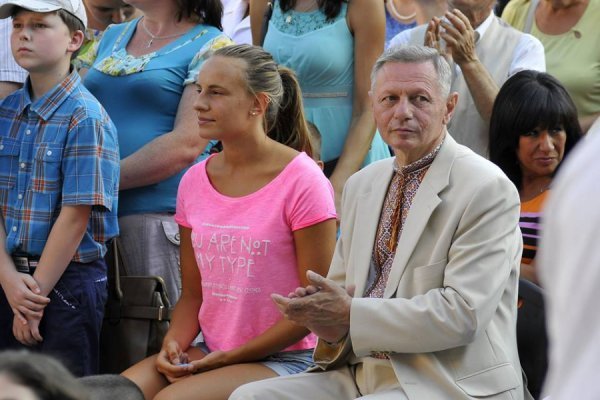 Луцький фотограф поділився світлинами-спогадами про Миколу Романюка