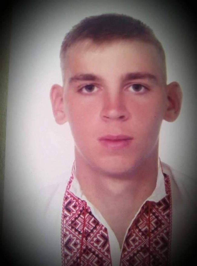 На фото загиблий Іван Сачук