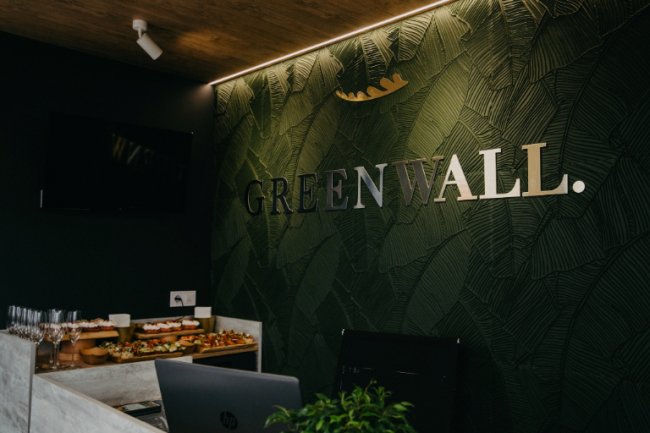 GREENWALL – нова забудова поблизу Луцька в унікальному стилі BARN-house*