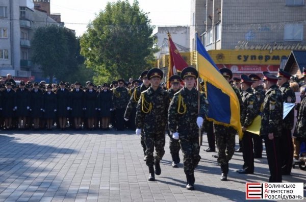 Луцькі ліцеїсти урочисто прийняли присягу. ФОТО