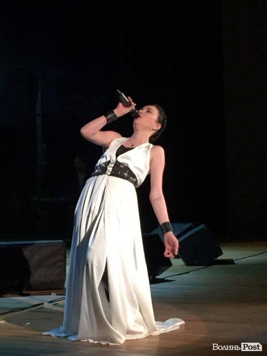 У Луцьку відбувся концерт Анастасії Приходько. ФОТО