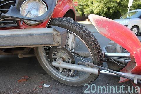 Екс-мер Тернополя влаштував аварію. ФОТО. ВІДЕО