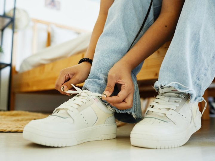 Жіночі кросівки для міста: комфорт і підтримка стопи