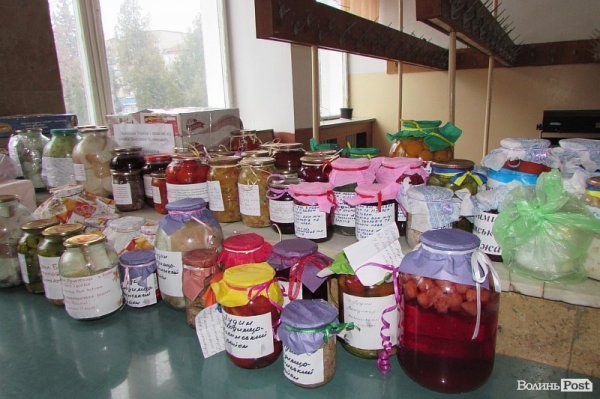 Смаколики для воїнів АТО готували у Володимирі-Волинському. ФОТО