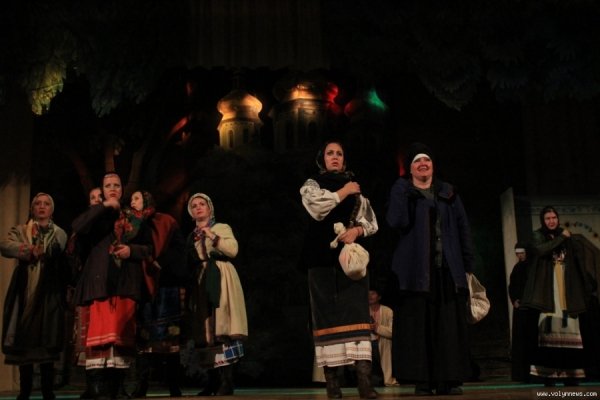 «Кайдашева сім’я» з Дніпропетровська «переїхала» в Луцьк. ФОТО. ВІДЕО