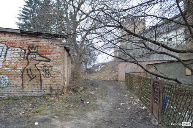 Нетуристичний Луцьк, або Що ховають під стінами замку Любарта. ФОТО
