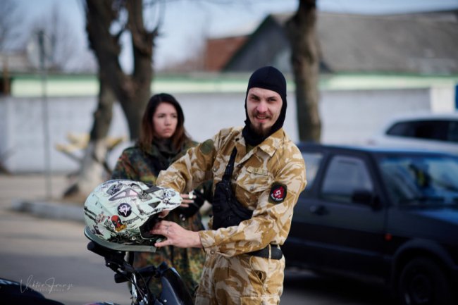 Війна коханню не завада: на Рівненщині одружилися військовослужбовець та волонтерка