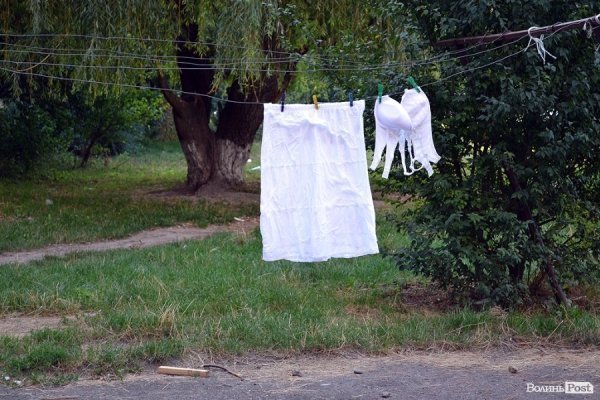 Чи то забула господиня, чи то навмисно лишила на ніч…