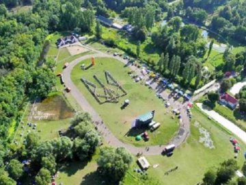 У центральному парку Луцька хочуть облаштувати легкоатлетичний манеж