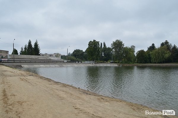 У Луцьку завершують реконструкцію Теремнівських ставків. ФОТО