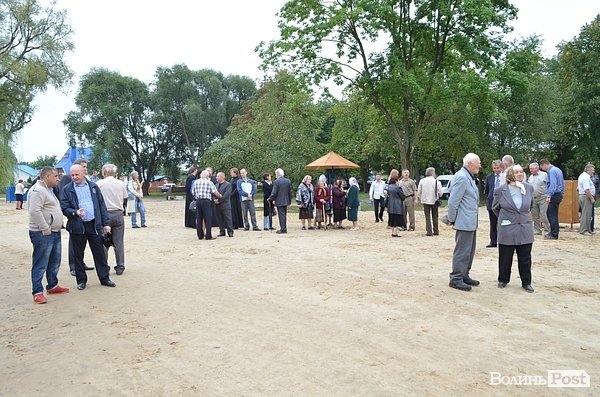У Луцьку завершують реконструкцію Теремнівських ставків. ФОТО