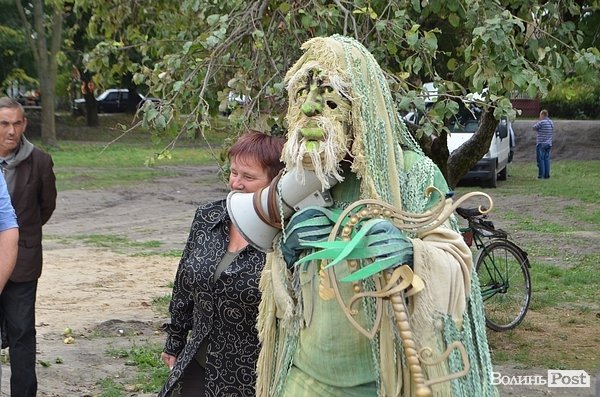 У Луцьку завершують реконструкцію Теремнівських ставків. ФОТО