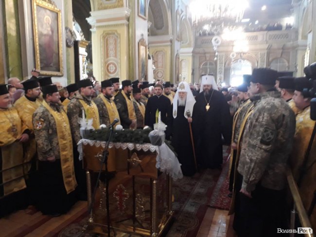 До Луцька прибув Філарет. ОНОВЛЕНО. ФОТО