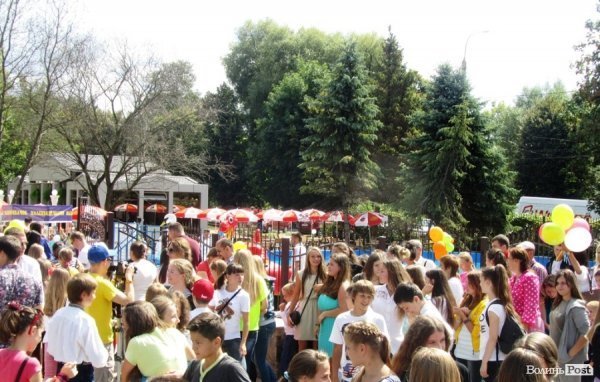 У Луцьку відкрили «Діснейленд». ФОТО