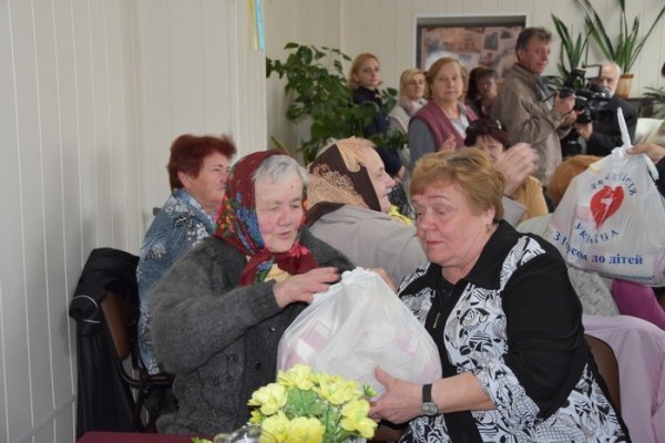 Лучани шанували ветеранів та людей похилого віку. ФОТО