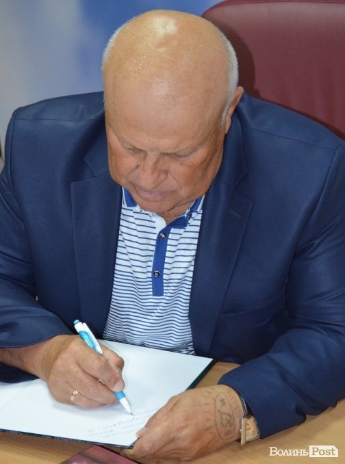 Кварцяний презентував свою книгу про волинський футбол. ФОТО