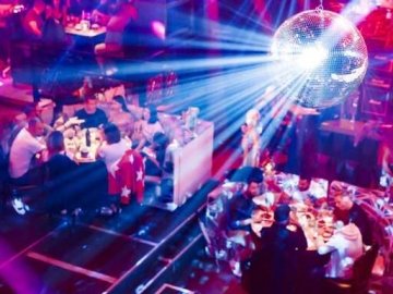 На Волині поліція за два тижні склала 8 протоколів на заклади, які працювали після опівночі