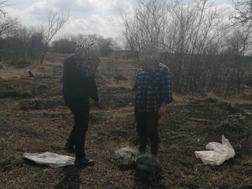 Небайдужий рибалка «здав» двох волинян-браконьєрів