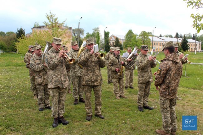 Святкова літургія і відвідини військових: що робив Епіфаній на Волині. ФОТО