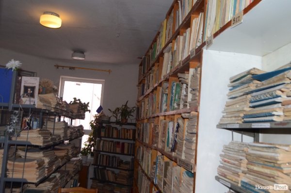 Музшколи Луцька: зал без світла, вікна старі, хори репетирують в коридорі. ФОТО