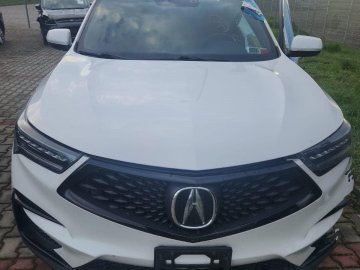 Двоє волинян намагались ввезти в Україну автомобілі з підробленими документами 