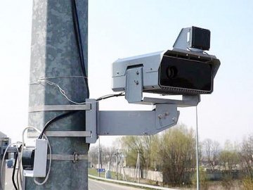 В Україні сьогодні запрацювали 50 нових камер фіксації порушень ПДР: де саме 
