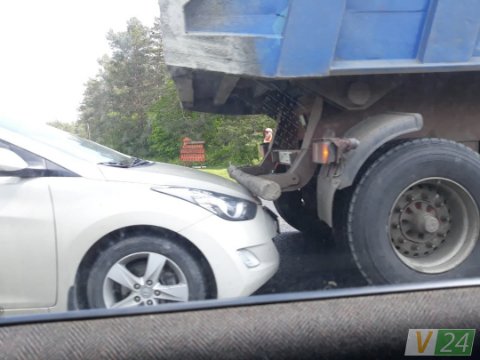 У селі на Волині зіткнулись три автомобілі. ФОТО