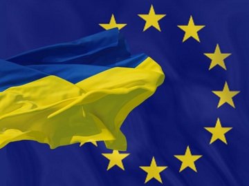 Європарламент підтримав надання Україні статусу кандидата на вступ до ЄС