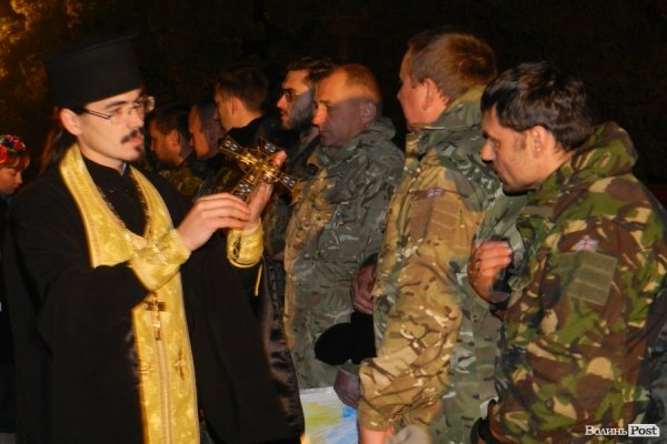 Волинські добровольці відправились на схід України. ФОТО