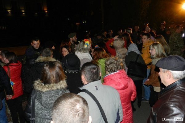 Волинські добровольці відправились на схід України. ФОТО