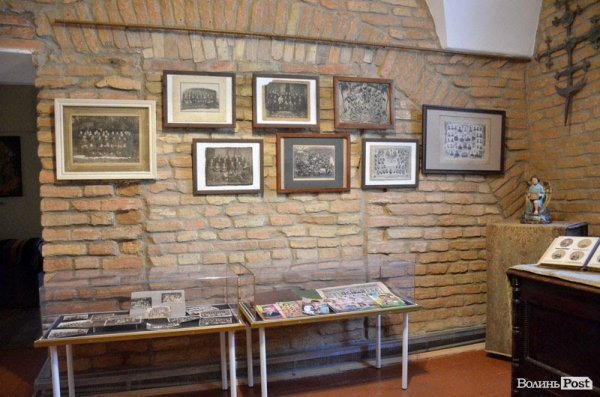 Унікальна виставка в Луцьку: показали стародавні віньєтки