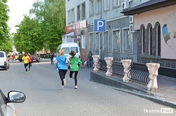 У Луцьку – легкоатлетична естафета. ФОТО