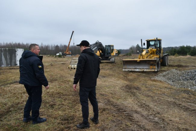 Погуляйко показав, як укріплюють кордон із білоруссю