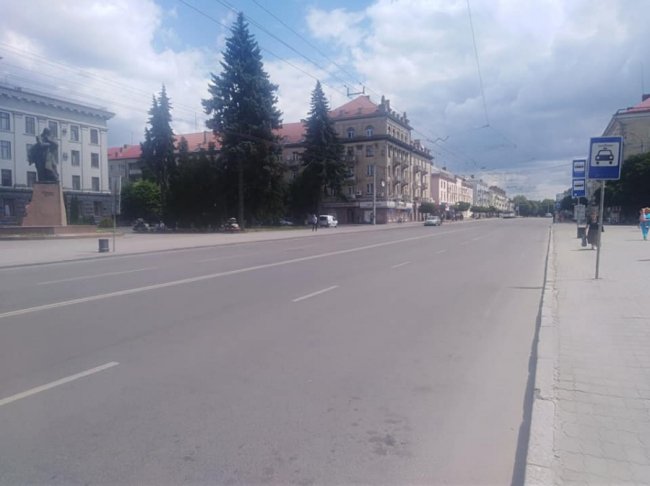 Центр Луцька перекрили через приїзд польського президента