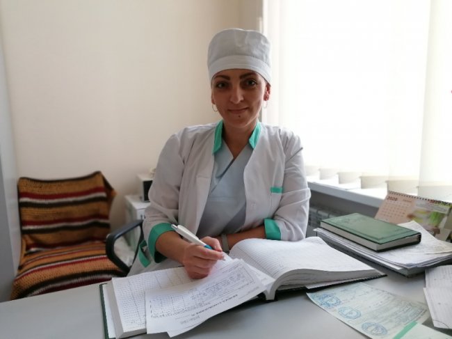 Важкі будні медиків: медсестра волинської інфекційної лікарні розповіла про боротьбу з COVID-19