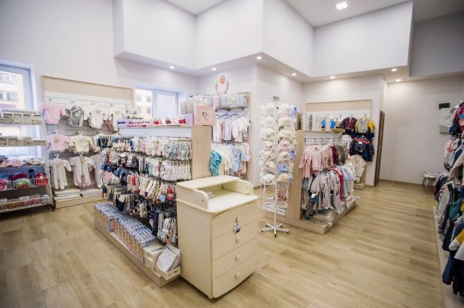 Магазин дитячих товарів «Twins» у Луцьку продовжує працювати і підтримувати країну*