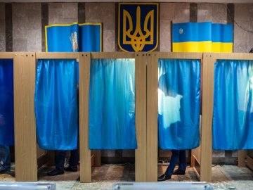 Нові порушення на Волині: ймовірний підкуп виборців та перешкоджання роботі комісії