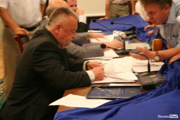 Волиньрада сказала своє  «фе!» мовному законопроекту. ФОТО