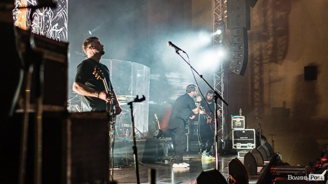 Чуттєва лірика та вибуховий рок: у Луцьку  «відгриміли» два незабутніх концерти гурту «БЕZ ОБМЕЖЕНЬ»