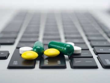 Збираємо аптечку в туристичний похід*